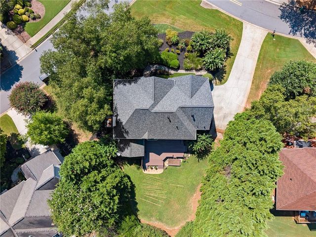 305 Willow Oak Court, Alpharetta, GA 30005