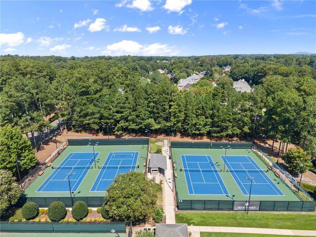 305 Willow Oak Court, Alpharetta, GA 30005