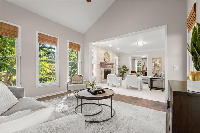 305 Willow Oak Court, Alpharetta, GA 30005