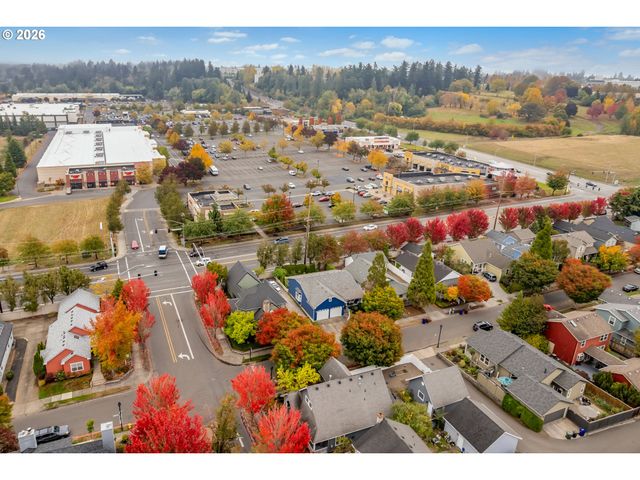 724 Ne PACIFIC Dr, Fairview, OR 97024