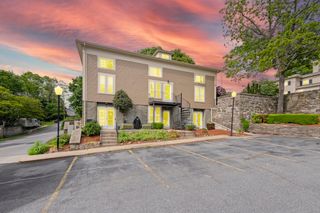 450 Rock 2, Fall River, MA 02720