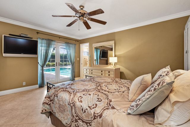 2700 NE 23RD Street, Pompano Beach, FL 33062