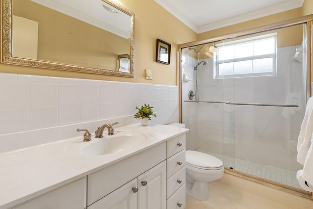 2700 NE 23RD Street, Pompano Beach, FL 33062