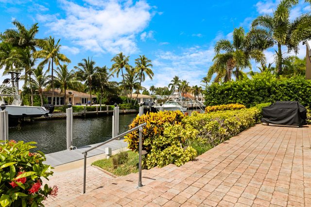 2700 NE 23RD Street, Pompano Beach, FL 33062