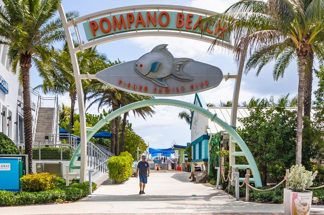 2700 NE 23RD Street, Pompano Beach, FL 33062