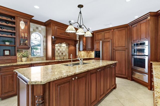 2700 NE 23RD Street, Pompano Beach, FL 33062