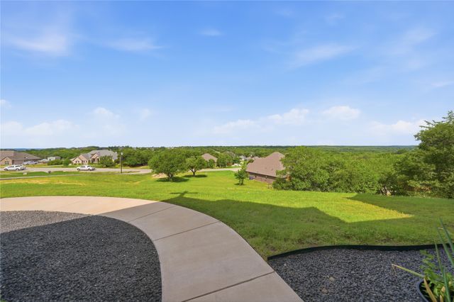 248 Scenic Wood Drive, Reno, TX 76020