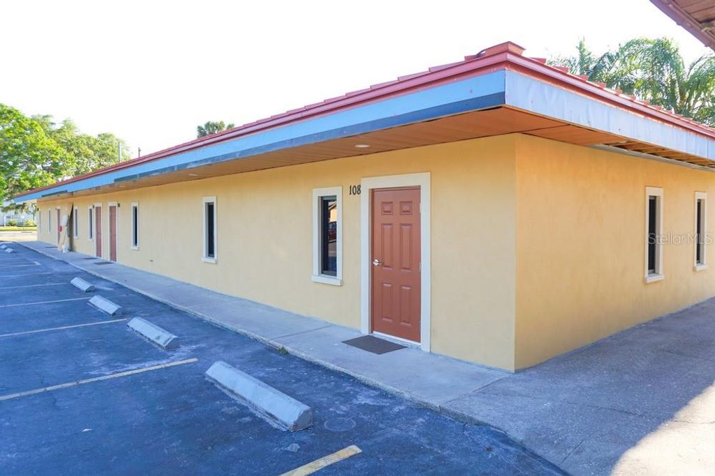 5205 26TH STREET W, BRADENTON, FL 34207 — photo 3