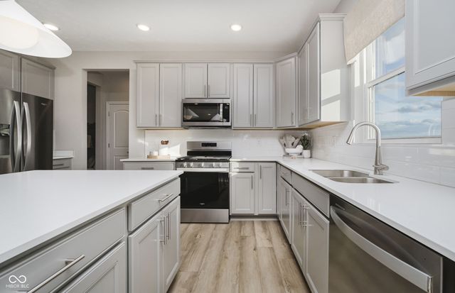 1227 Bugsy Place, Avon, IN 46123