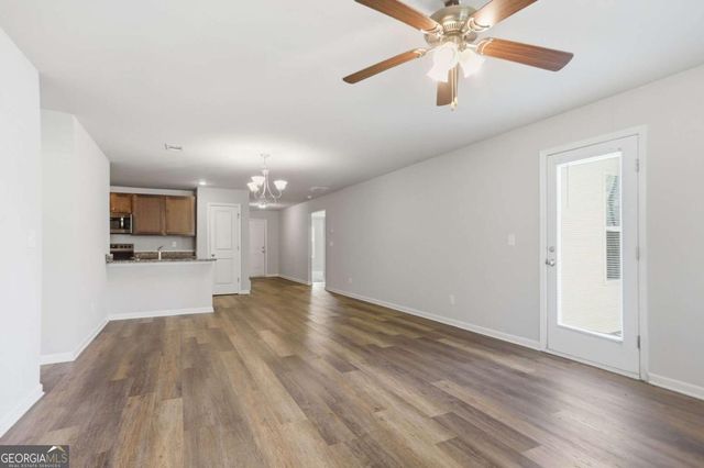 133 W Lexington Avenue, Griffin, GA 30223