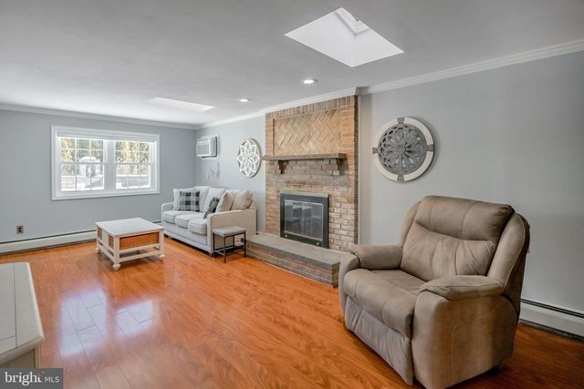 2107 BELVEDERE AVE, Havertown, PA 19083