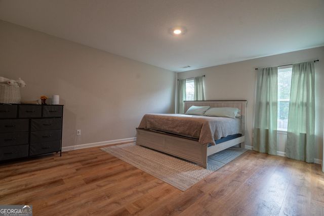 735 Walnut Creek Circle, Pendergrass, GA 30567