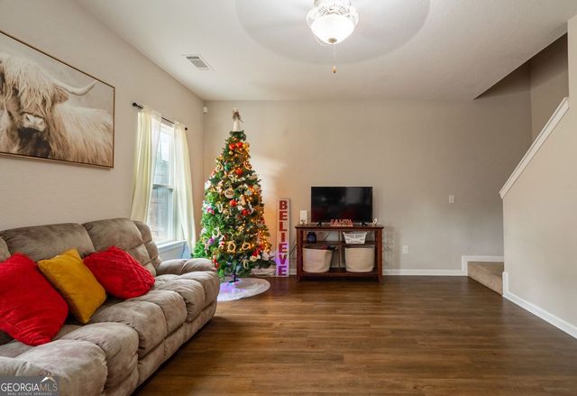 735 Walnut Creek Circle, Pendergrass, GA 30567