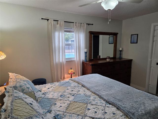 6140 NE 18TH AVENUE, Ocala, FL 34479