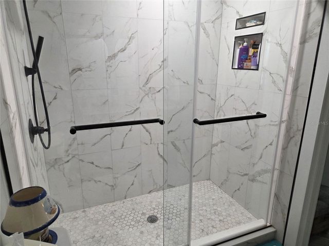 6140 NE 18TH AVENUE, Ocala, FL 34479