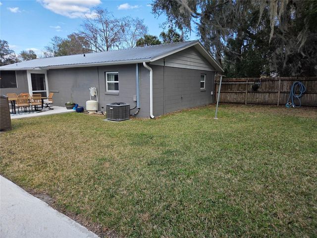 6140 NE 18TH AVENUE, Ocala, FL 34479