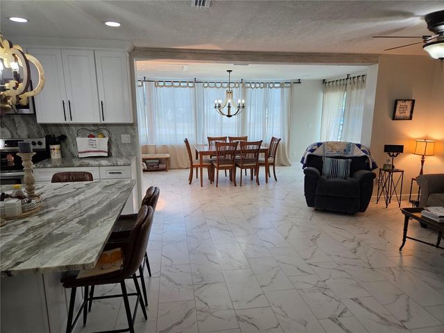 6140 NE 18TH AVENUE, Ocala, FL 34479