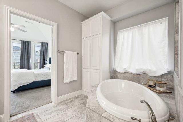 1124 4th Street, Argyle, TX 76226