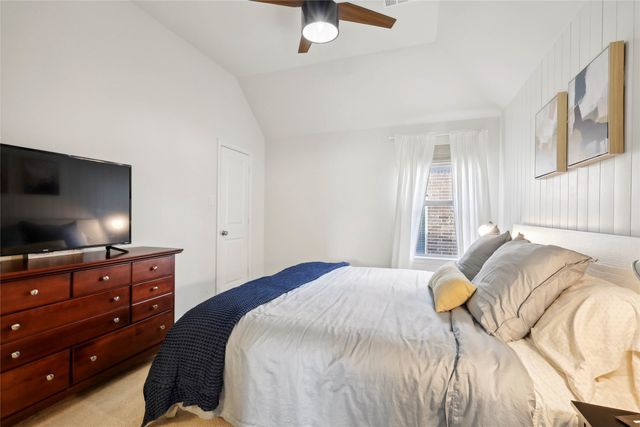 1124 4th Street, Argyle, TX 76226