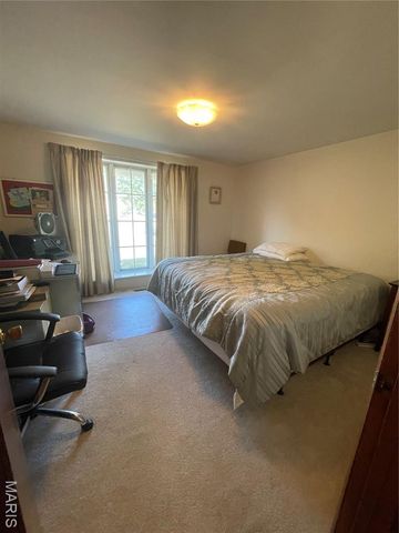 800 S Henderson Street, Salem, MO 65560