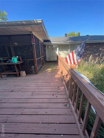 800 S Henderson Street, Salem, MO 65560