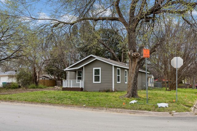 511 Panhandle Street, Denton, TX 76201