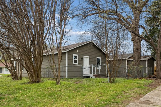 511 Panhandle Street, Denton, TX 76201