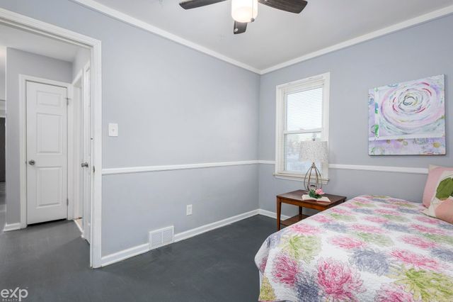 2108 E 4th Street, Royal Oak, MI 48067