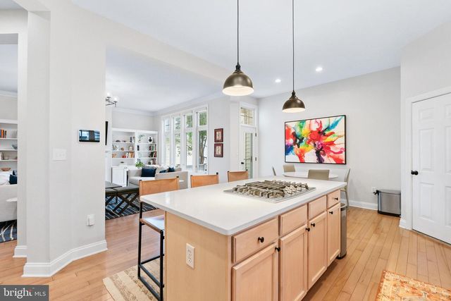 306 TROTTER FARM DR, Rockville, MD 20850