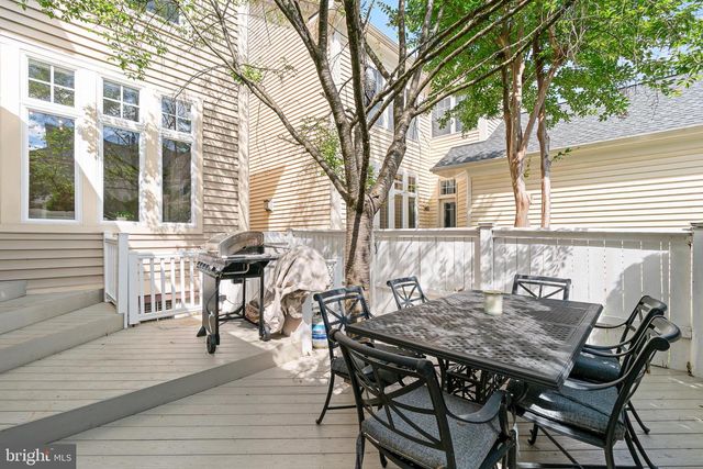 306 TROTTER FARM DR, Rockville, MD 20850