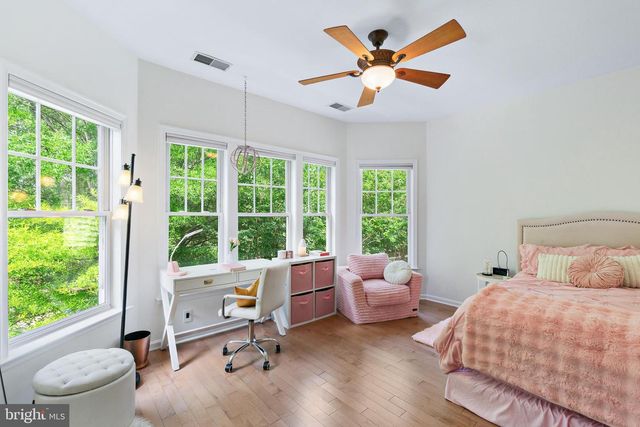 306 TROTTER FARM DR, Rockville, MD 20850