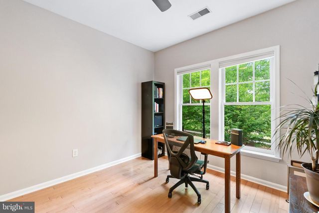306 TROTTER FARM DR, Rockville, MD 20850