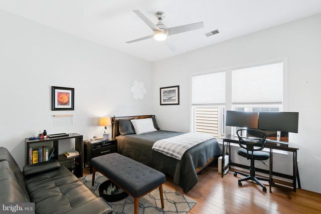 306 TROTTER FARM DR, Rockville, MD 20850