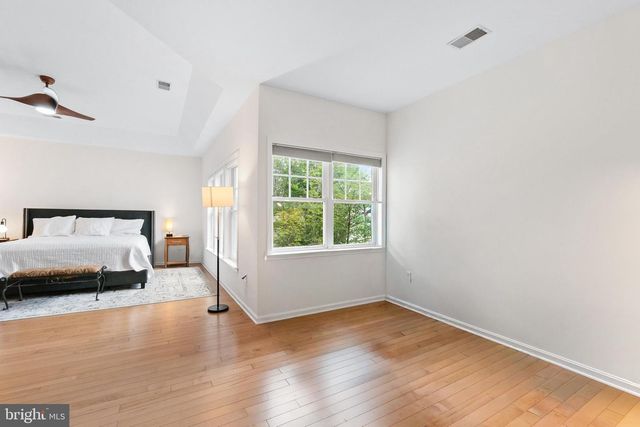 306 TROTTER FARM DR, Rockville, MD 20850
