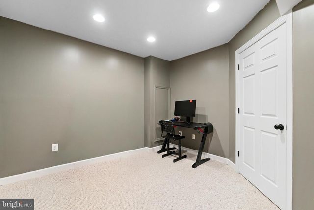 306 TROTTER FARM DR, Rockville, MD 20850