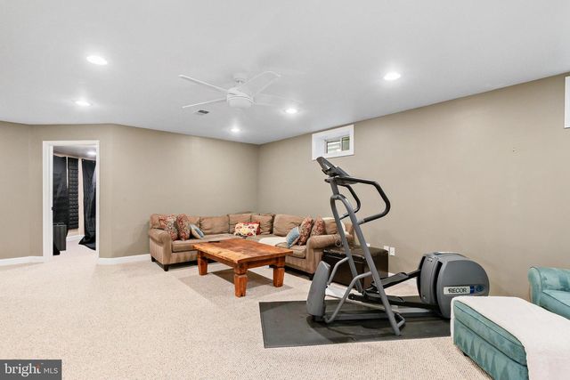 306 TROTTER FARM DR, Rockville, MD 20850