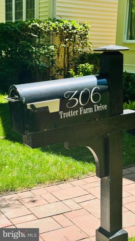 306 TROTTER FARM DR, Rockville, MD 20850
