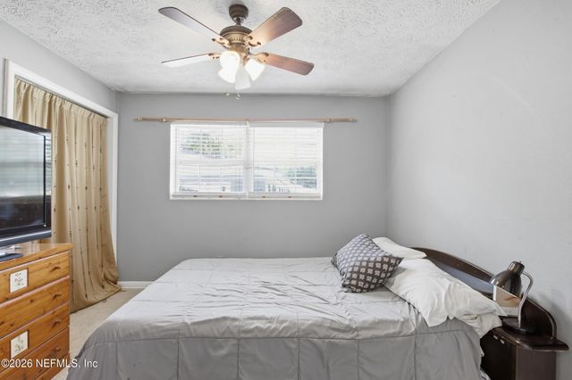 8159 LADOGA Avenue, Jacksonville, FL 32217