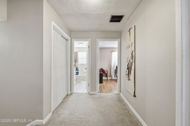 8159 LADOGA Avenue, Jacksonville, FL 32217