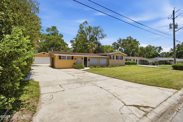 8159 LADOGA Avenue, Jacksonville, FL 32217