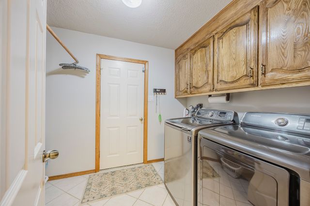 3320 Cypress Court, Bedford, TX 76021
