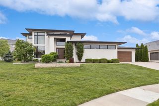3106 162nd Street, Urbandale, IA 50323