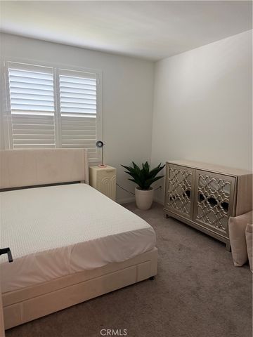 12940 Blush Ct, Riverside, CA 92503