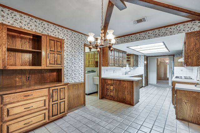 1210 Coventry Lane, Duncanville, TX 75137