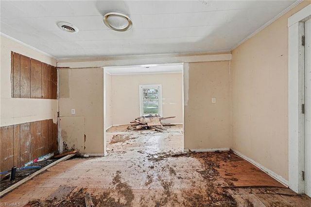 1203 Ridge Avenue, Eden, NC 27288