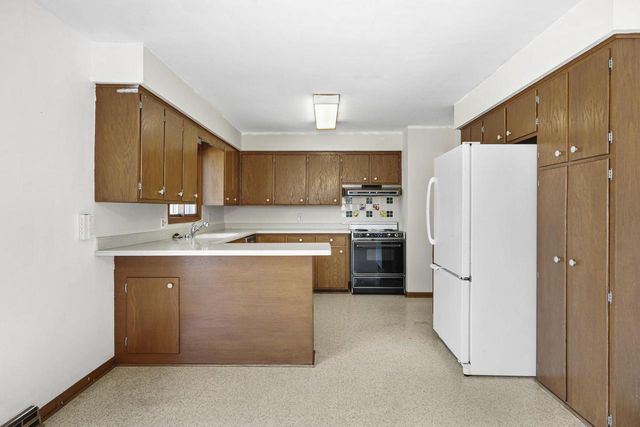 4702 Retana Drive, Madison, WI 53714