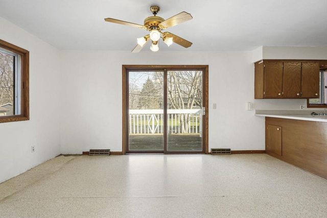 4702 Retana Drive, Madison, WI 53714