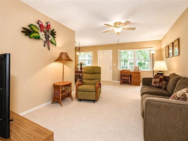 35 VISTA GARDENS Trail 205, Vero Beach, FL 32962