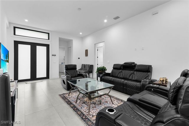 3348 27th AVE NE, Naples, FL 34120