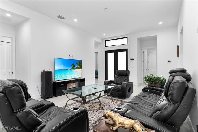 3348 27th AVE NE, Naples, FL 34120